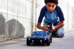 Hot Wheels Batmobile Radiocommandée échelle 1/10 The Batman édition Limitée -Monde Jouet Pas Cher Magasin batmobile radiocommandee echelle 1 10 the batman edition limitee ref TG2581 2