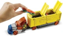 Hot Wheels Camion De Transport De Véhicules Spécial Choc Avec Projection De Voitures -Monde Jouet Pas Cher Magasin camion de transport de vehicules special choc avec projection de voitures ref TG1935 7