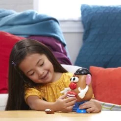 Hasbro Mr Patate Mon Ami Bavard : Toy Story -Monde Jouet Pas Cher Magasin mr patate mon ami bavard toy story ref TG2036 6