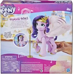 Hasbro Princesse Petals Star Chantante My Little Pony -Monde Jouet Pas Cher Magasin princesse petals star chantante my little pony ref TG2523 4