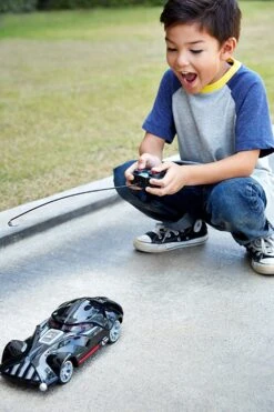 Hot Wheels Voiture Radiocommandée Dark Vador Star Wars -Monde Jouet Pas Cher Magasin voiture radiocommandee dark vador star wars ref KT7805 2